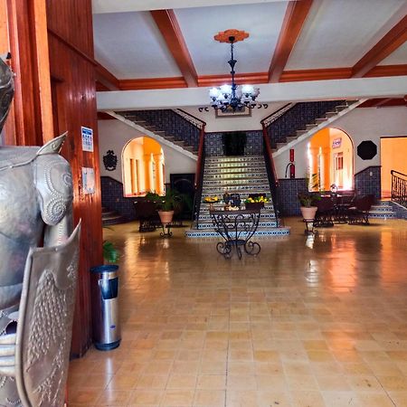 Hotel Los Monteros 维多利亚城 外观 照片
