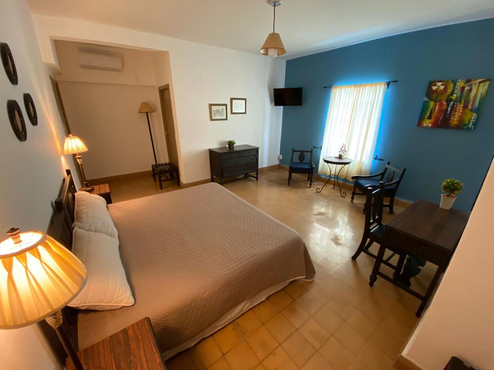 Hotel Los Monteros 维多利亚城 外观 照片