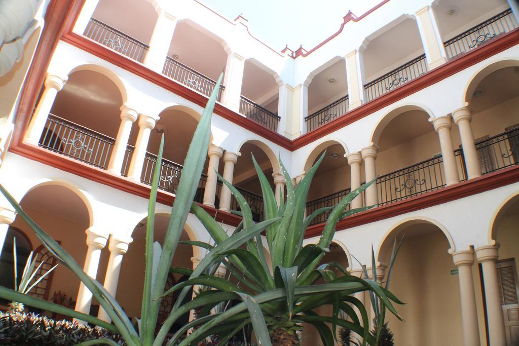 Hotel Los Monteros 维多利亚城 外观 照片