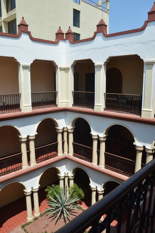 Hotel Los Monteros 维多利亚城 外观 照片